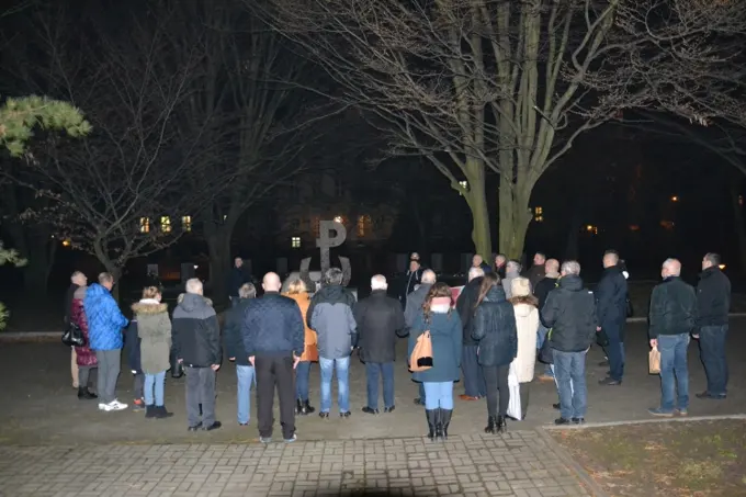 27.12.2017  W hołdzie bohaterom Powstania Wielkopolskiego! Głogów Pamiętał! — zdjęcie 5